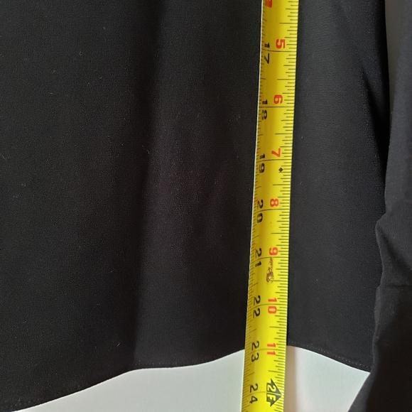 Blouse with Pearl Detail - Picture 8 of 14